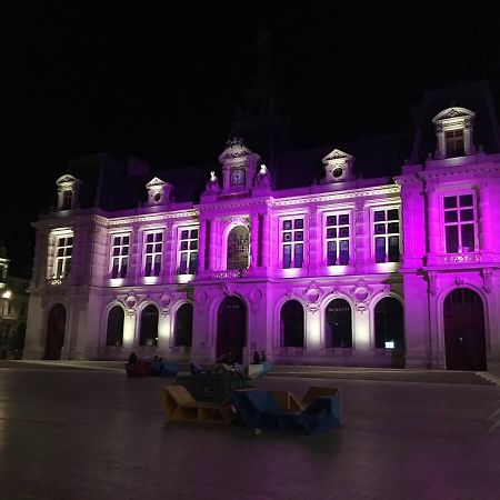 Le Square : Appartement Climatise En Centre Ville Poitiers Eksteriør billede