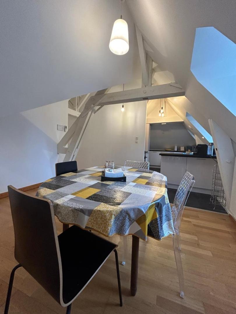 Le Square : Appartement Climatise En Centre Ville Poitiers Eksteriør billede
